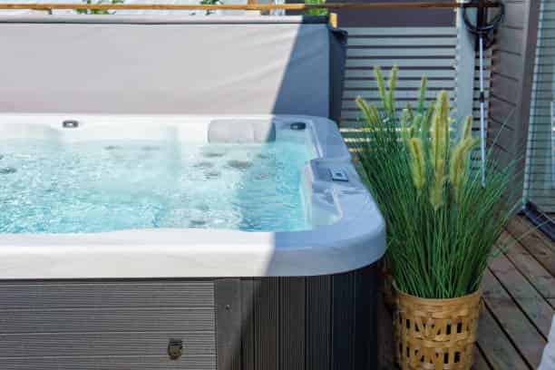 Hot Tub and Swimming Pool Services image